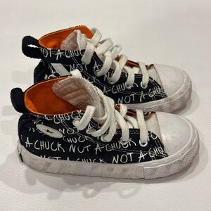 Converse Not A Chuck Toddler Size 8 Tennis Shoe